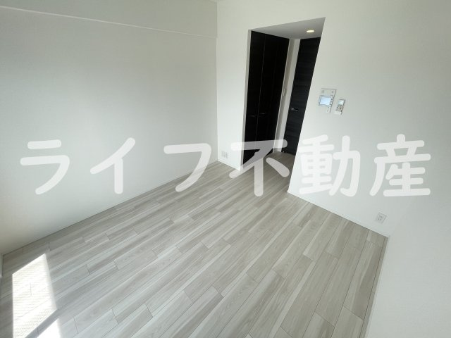 ファーストフィオーレ大阪城イーストの内装|明るい色調の室内です