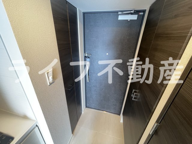 ファーストフィオーレ大阪城イーストの玄関|落ち着いた玄関です