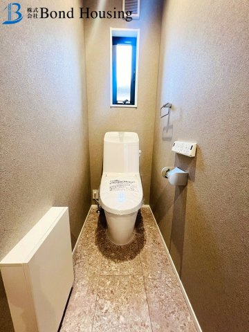 明石市藤江の新築一戸建のトイレ