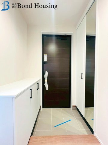 明石市藤江の新築一戸建の玄関