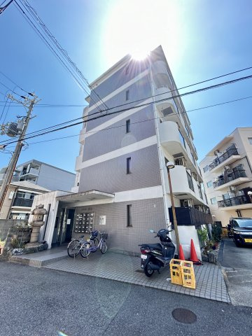 メゾンド花木の外観