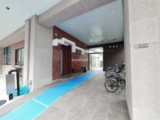 堀江テラスのエントランス