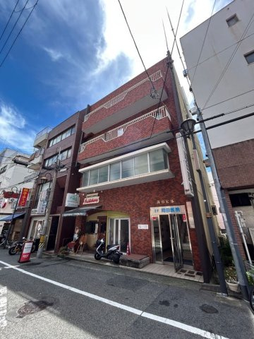 岡田ビルの外観