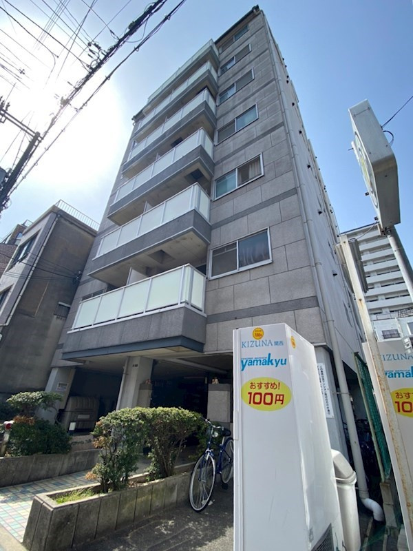 メロディハイム九条の外観