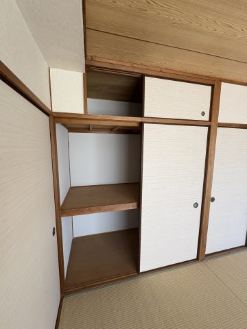 惣町サンハイツ2号棟の収納