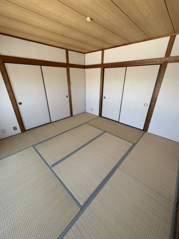 惣町サンハイツ2号棟の和室