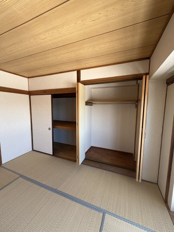 惣町サンハイツ2号棟の和室