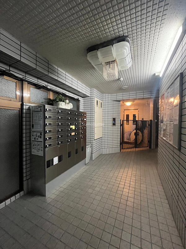 メゾン内久宝寺のロビー|毎日通るロビーはこのようになっています