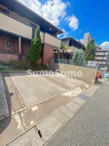 メゾン高松V　B棟の駐車場