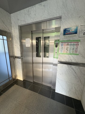 ラ・ルミエール藤井のロビー