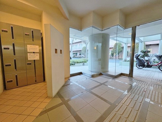 グランヴェルジェ西台の設備|外出時に便利な宅配ボックス完備