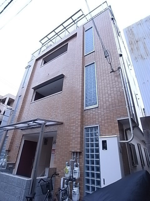 宝ハイツの外観