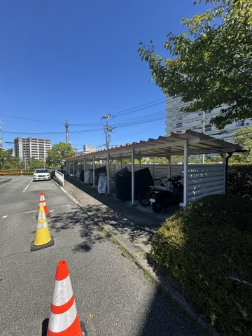 名谷８団地４０号棟の外観