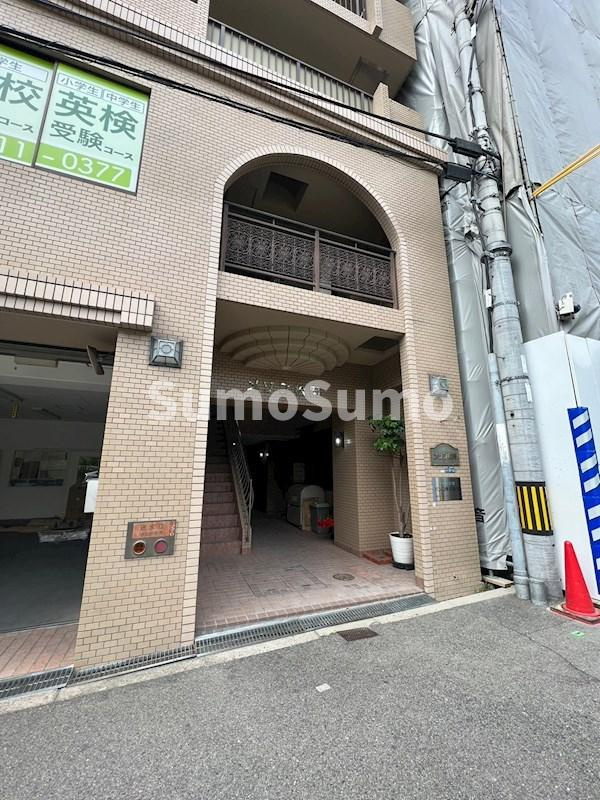 メゾン松岡のエントランス|清潔なエントランスです