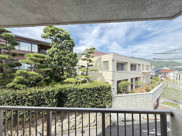 岡本野寄ハイツの展望