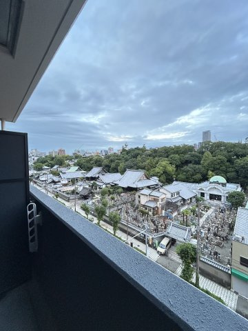 モノトーン難波の展望