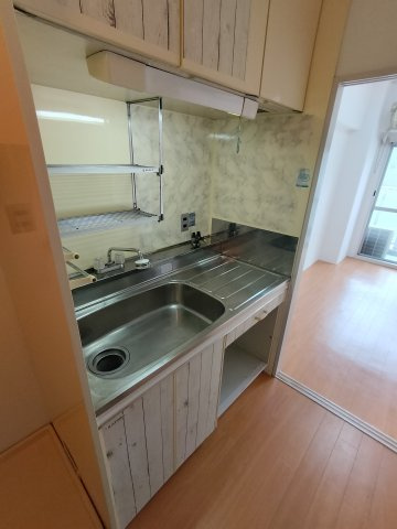 山手ダイヤハイツB棟のキッチン