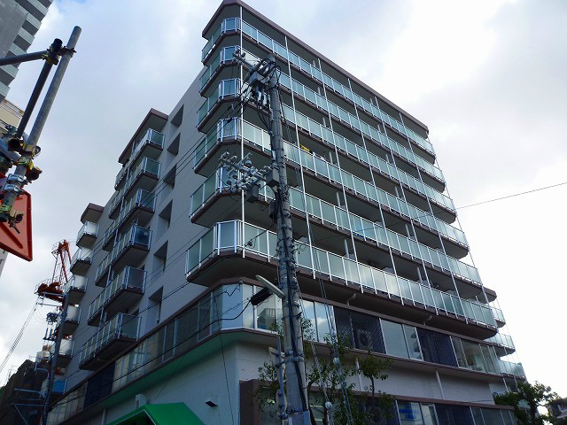 山手ダイヤハイツB棟の外観