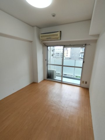 山手ダイヤハイツB棟の寝室