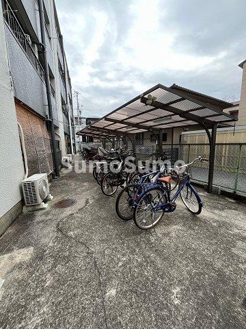 大栄マンションの外観