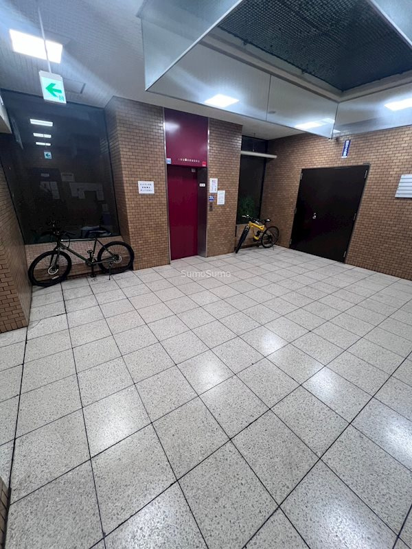 新町ダイアパレスのロビー|清潔なロビーです