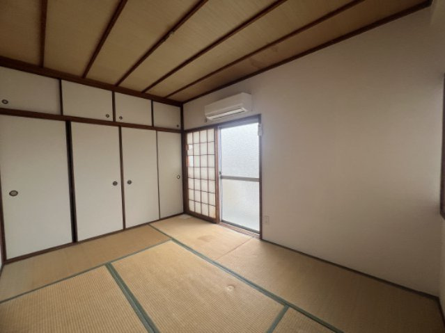大横マンションの寝室