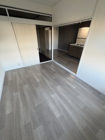 夢野ハイタウン1号棟の居間・リビング