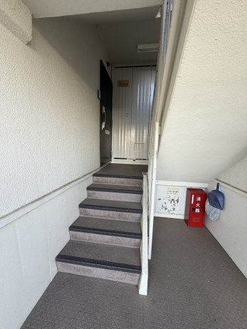 名谷2団地13号棟