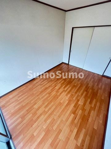 東朋第一マンションの寝室