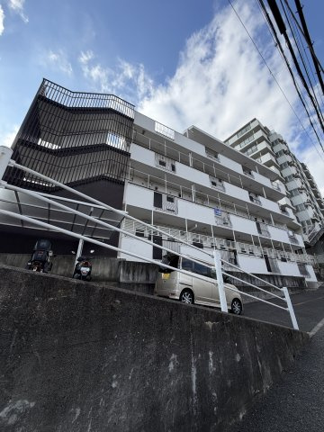 朝日マンションの外観
