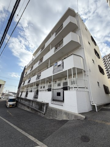 朝日マンションの外観