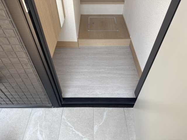 D-ROOMイグの玄関
