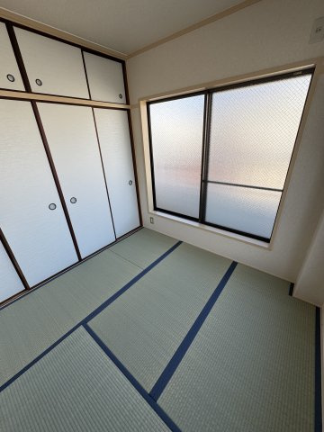 大成マンションの和室
