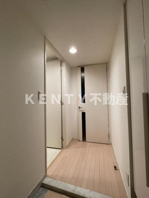 【玄関】 | ミリアレジデンス洗足 | ゆったりとした玄関です