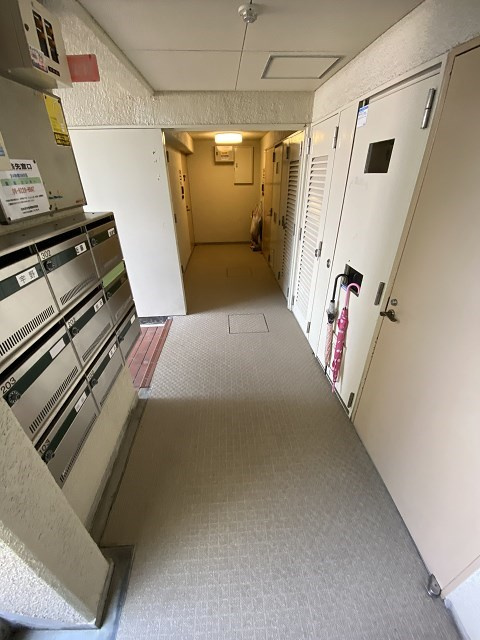 越水ハイツの外観