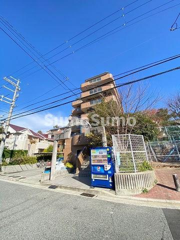 西宮六軒町アーバンリズの外観
