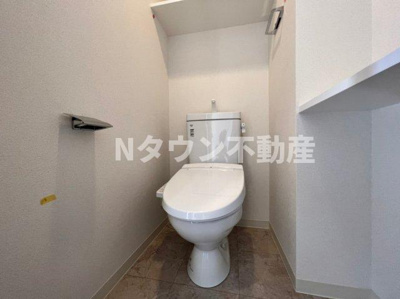 【トイレ】 | プレサンス伏見アーバンベース | 落ち着いた色調のトイレです