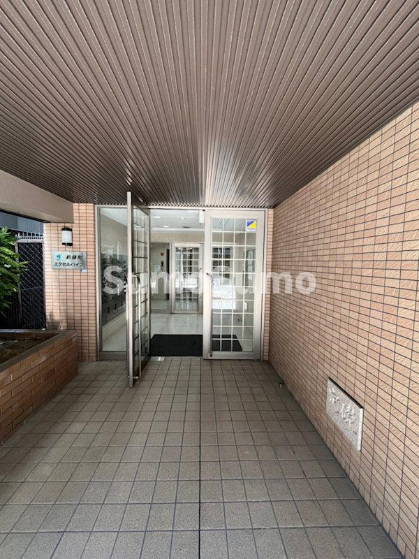 釣鐘町エクセルハイツの外観