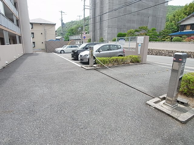 ベガ中上の駐車場|駐車場