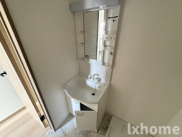 LINOメゾン蔵垣内の洗面所|広い洗面スペース