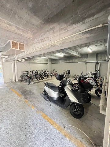 阪急仁川マンションの外観