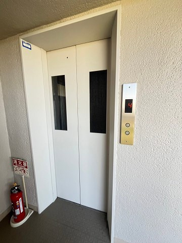 阪急仁川マンションの外観
