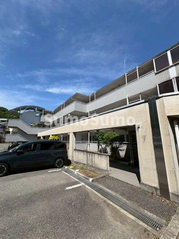 高倉山ハイツの駐車場|駐車場があります