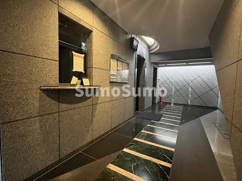 雅苑のロビー|ゆとりのあるロビーです