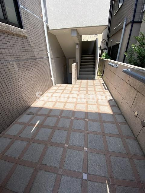越水マンションの外観