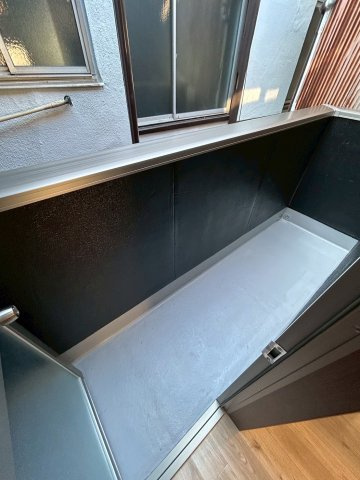 鷹取戸建のバルコニー