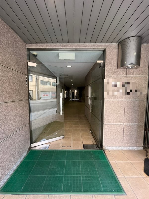 難波シティハイツのエントランス