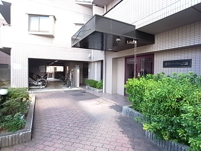 藤和シティホームズ灘のエントランス