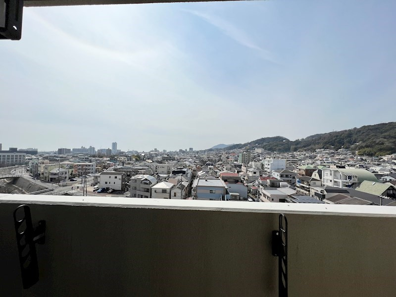 飛松高谷マンションの展望