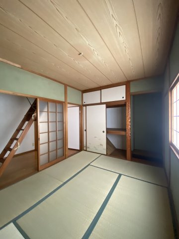 離宮前町１丁目貸家の和室